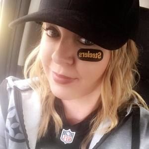 Meet your Posher, Cassandra